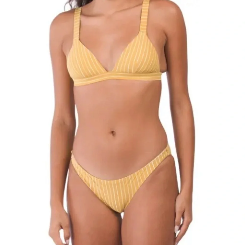 Vitamin A Neutra Swim Triangle Top and Luciana Bottom Bikini Set Dorada